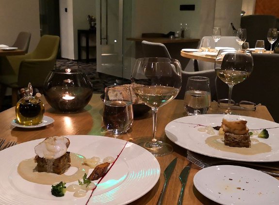 img-portfolio5 img-portfolio5